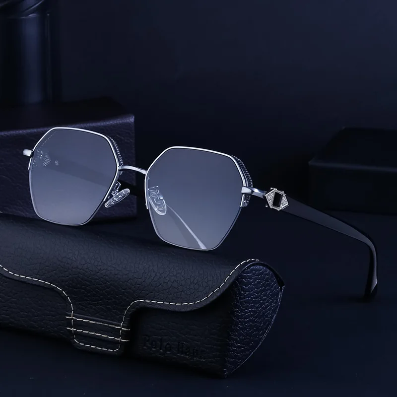 2023 Semi-Rimless Retro Sunglasses Men Luxury Brand Glasses for Women/Men Classic Glasses Men Lunette Soleil Femme Uv400 
2023 Semi-Rimless Retro Sunglasses Men Luxury Brand Glasses for Women/Men Classic Glasses Men Lunette Soleil Femme Uv400