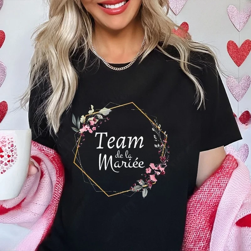 تي شيرت حفلة توديع العزوبية للفتيات الفرنسيات، قميص العروس المستقبلية، ملابس الزفاف، قميص فريق العروس مع تاج زهور، قمصان وصيفات الشرف تي شيرت حفلة توديع العزوبية للفتيات الفرنسيات، قميص العروس المستقبلية، ملابس الزفاف، قميص فريق العروس مع تاج زهور، قمصان وصيفات الشرف
