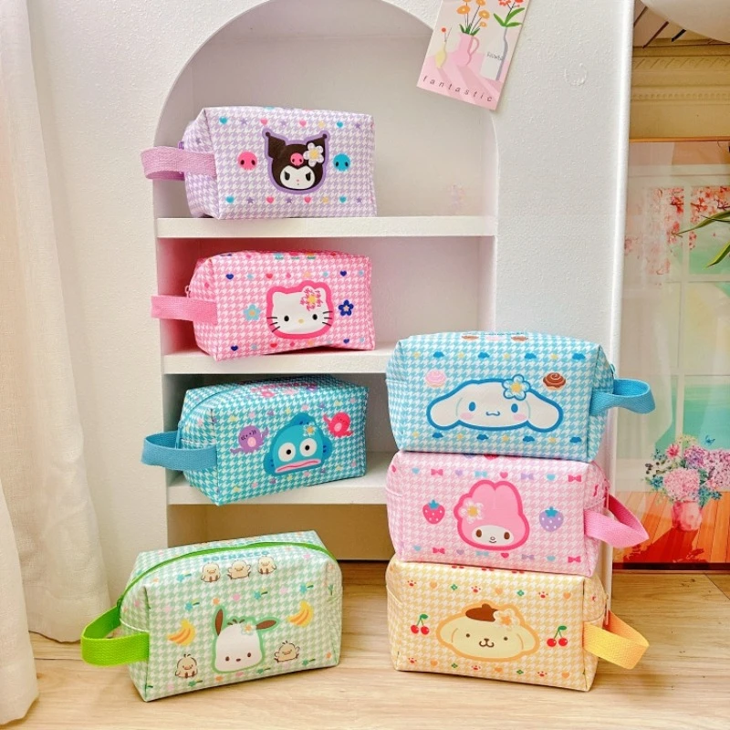 Sanrio Hello Kitty Cosmetic Bag Kuromi Cinnamoroll Wash Bag Cartoon High Capacity Girly Heart PU Leather Cosmetic Storage Bag
Sanrio Hello Kitty Cosmetic Bag Kuromi Cinnamoroll Wash Bag Cartoon High Capacity Girly Heart PU Leather Cosmetic Storage Bag