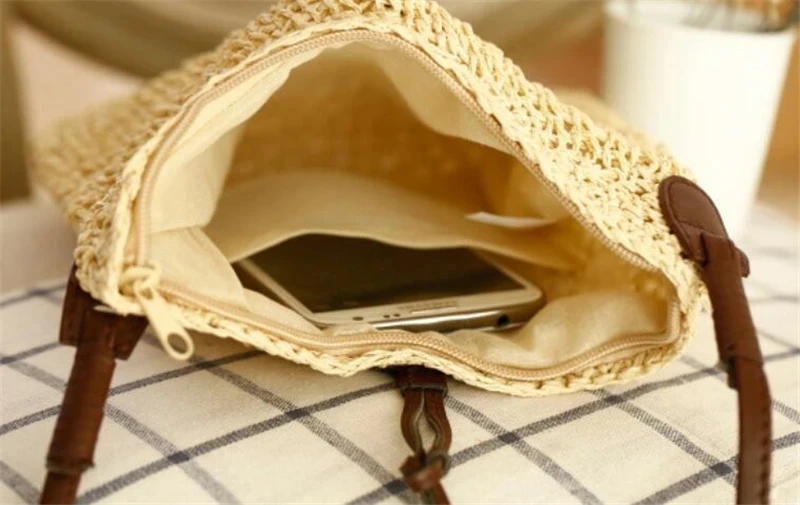 Travel Wicker Crossbody Tote - Hand Woven Bohemian Beach Shoulder Bag 20 Sb0df77d9a8984c2eb52e79e4430a383dp