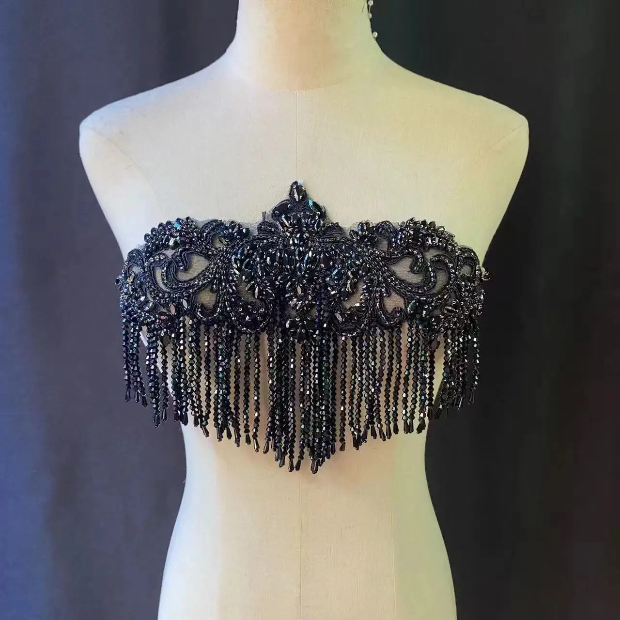 Black 3D Diamond Rhinestone Fringe Applique Crystal Bead Chain Patch for Bridal Cape Necklace Sash,Body Jewelry Embellishment
Black 3D Diamond Rhinestone Fringe Applique Crystal Bead Chain Patch for Bridal Cape Necklace Sash,Body Jewelry Embellishment