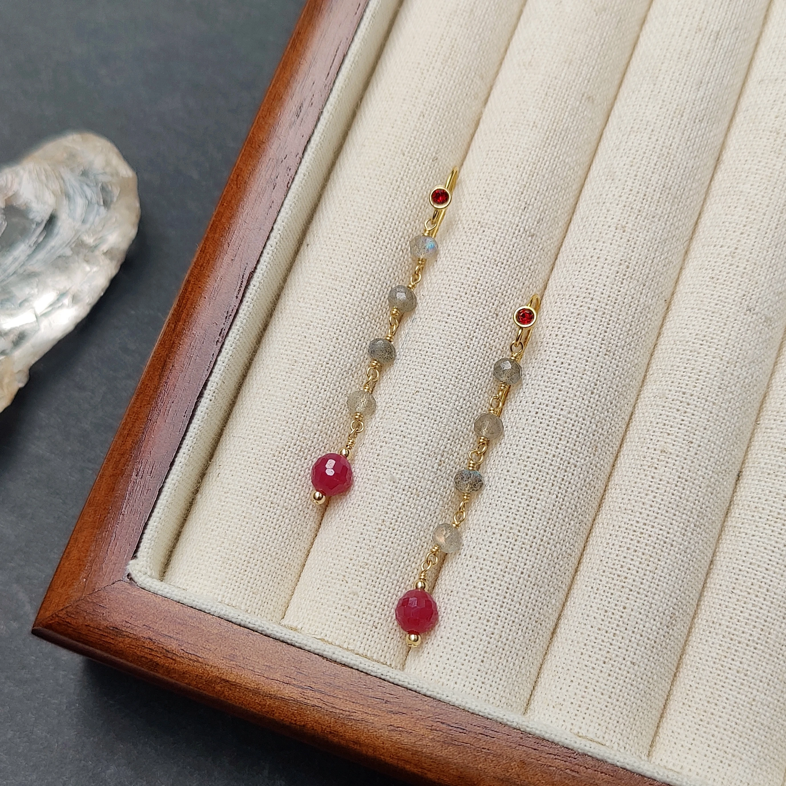 Lii Ji Natural Red Ruby With Labradorite Dangle Earrings American 14K Gold Filled Handmade Jewelry
Lii Ji Natural Red Ruby With Labradorite Dangle Earrings American 14K Gold Filled Handmade Jewelry