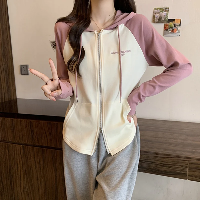 autumn Color block loose coats Hoodies Women korean pink Zipper Sportswear Hoodies Female thin Sweatshirt Hooded cardigan jacket
autumn Color block loose coats Hoodies Women korean pink Zipper Sportswear Hoodies Female thin Sweatshirt Hooded cardigan jacket