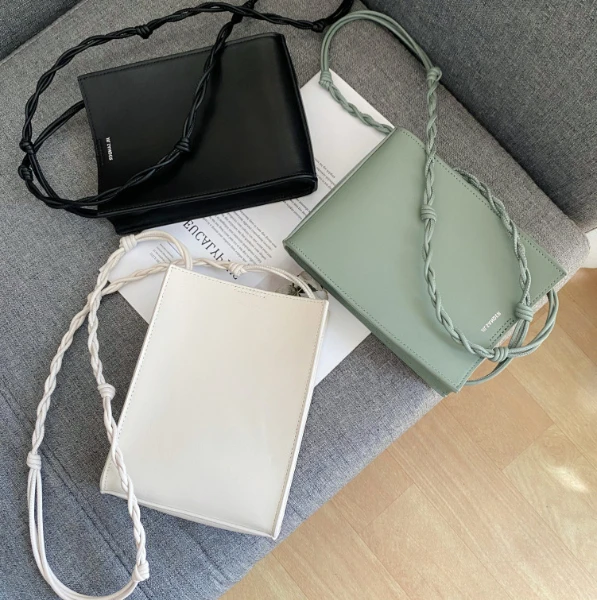 5 Style European Women Rope Messenger Bag Fashion Trend Letter Generous Bag Rectangular White One Shoulder Straddle Bag Bags
5 Style European Women Rope Messenger Bag Fashion Trend Letter Generous Bag Rectangular White One Shoulder Straddle Bag Bags