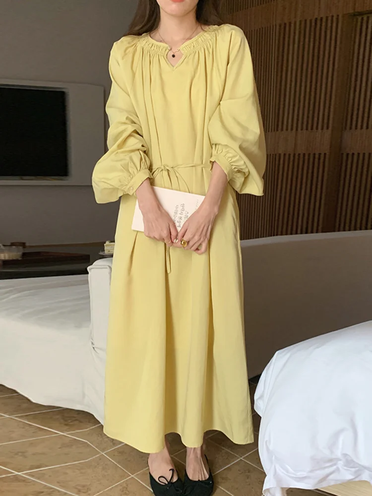 Korean O Neck Pearl One Button Lace Up Dress Solid Color Puff Sleeve Elegant Dresses 2023 Spring Autumn New Female Vestido M750
Korean O Neck Pearl One Button Lace Up Dress Solid Color Puff Sleeve Elegant Dresses 2023 Spring Autumn New Female Vestido M750