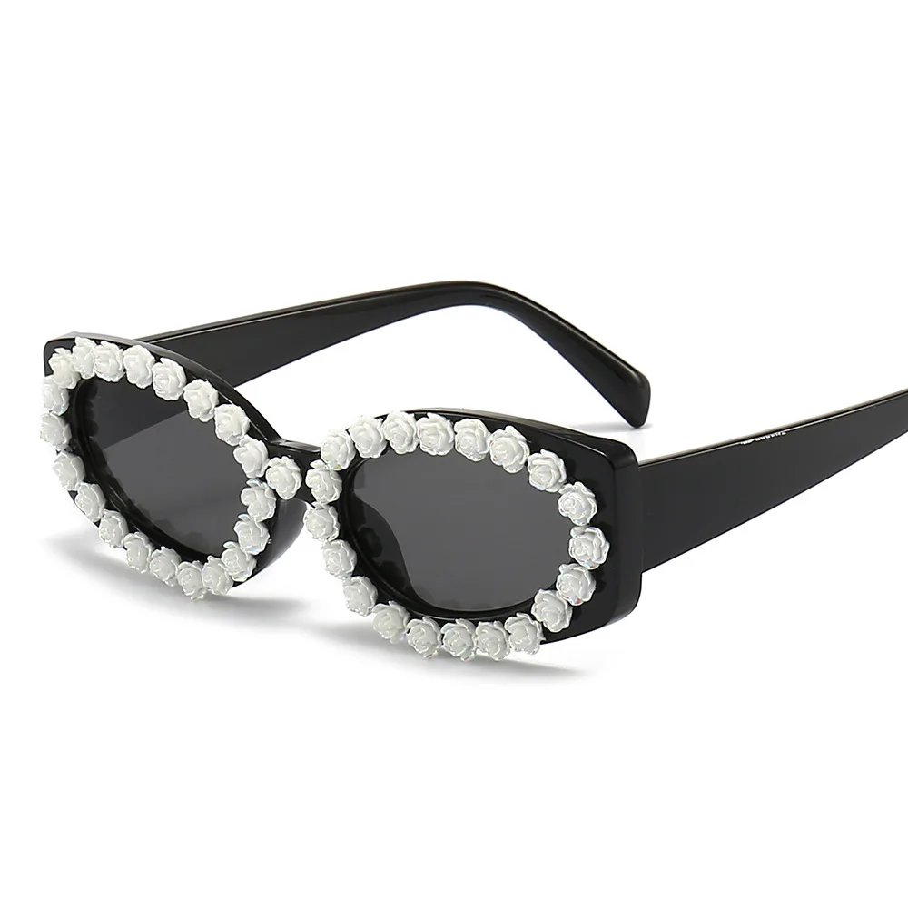 New Fashion Designer Sunglasses Women Rectangle Decorative y2k Sun Glasses Sweet Ladies Shades Female Oculos
New Fashion Designer Sunglasses Women Rectangle Decorative y2k Sun Glasses Sweet Ladies Shades Female Oculos