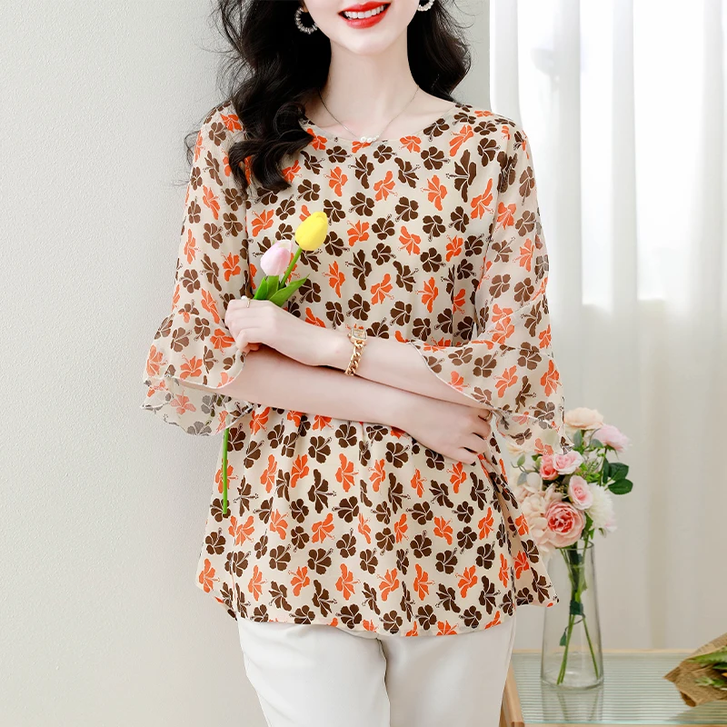 Fashionable Floral Chiffon Womens Wear 2023 Summer New Round Neck beautif Loose Shirt Printed Short Sleeve T74
Fashionable Floral Chiffon Womens Wear 2023 Summer New Round Neck beautif Loose Shirt Printed Short Sleeve T74