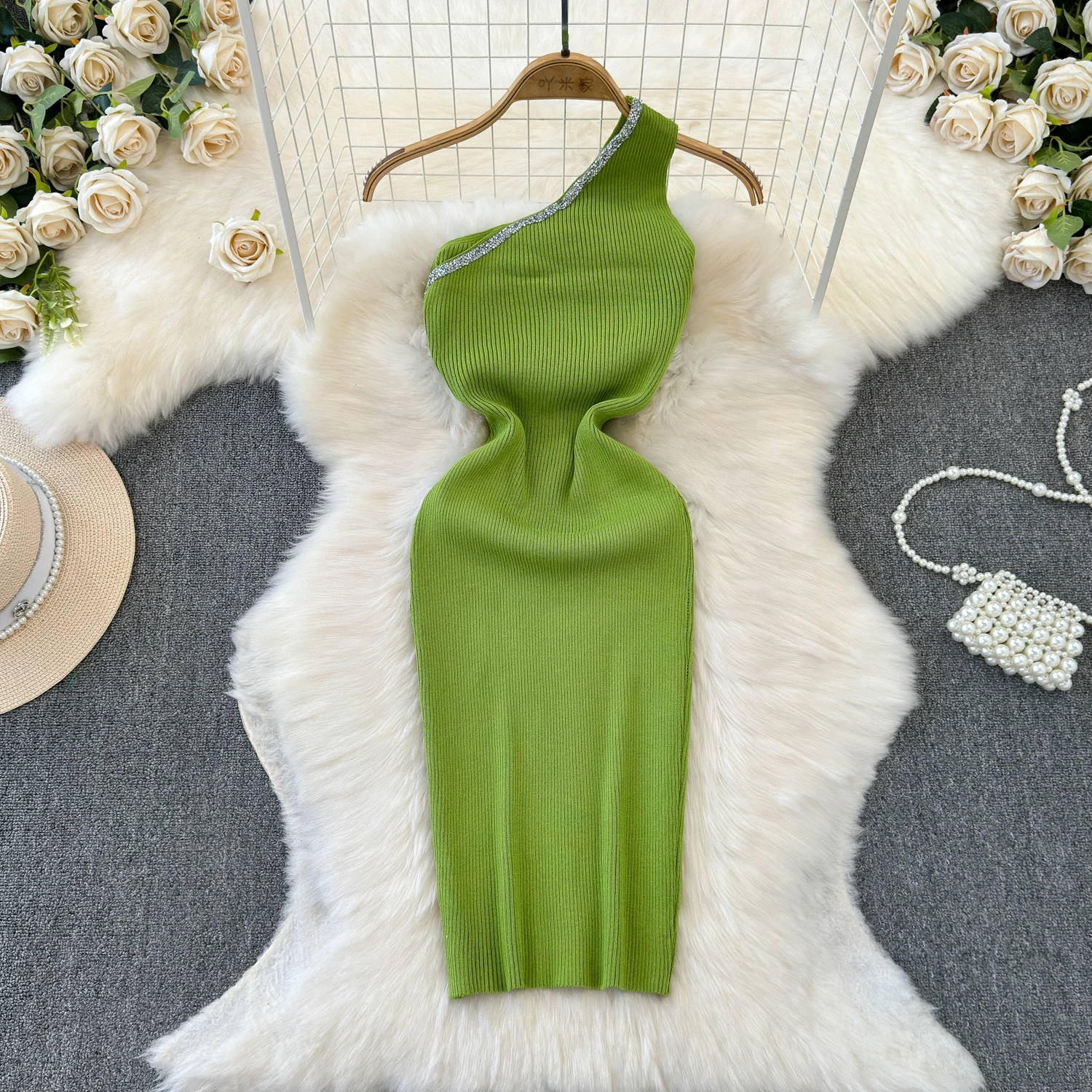 Sexy One Shoulder Bodycon Dress Chic Knitted Elegant Midi Vestidos Fashion Party Club Dresses Slim Goth Women Sundress
Sexy One Shoulder Bodycon Dress Chic Knitted Elegant Midi Vestidos Fashion Party Club Dresses Slim Goth Women Sundress