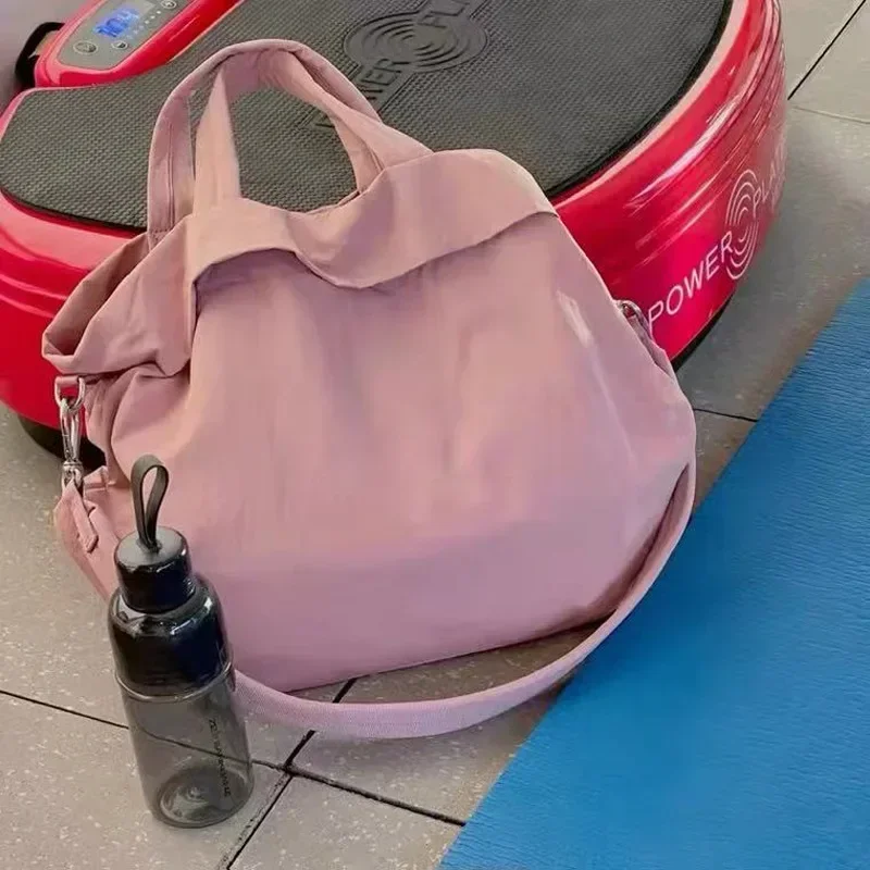 Chikage lulu logo Fashion Sports Backpack Simple Shoulder Crossbody Bag Personality Waterproof Lightweight Yoga Fitness Handbag
Chikage lulu logo Fashion Sports Backpack Simple Shoulder Crossbody Bag Personality Waterproof Lightweight Yoga Fitness Handbag