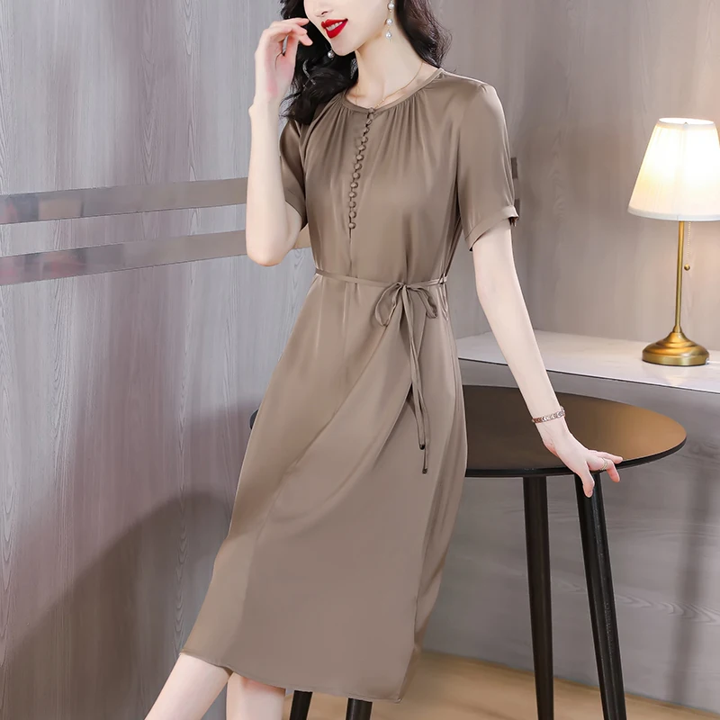 2023 New Fashion Silk Dress Women's Summer High end Elegant Temperament Loose Fit Casual Home Dating Dress Vestidos
2023 New Fashion Silk Dress Women's Summer High end Elegant Temperament Loose Fit Casual Home Dating Dress Vestidos