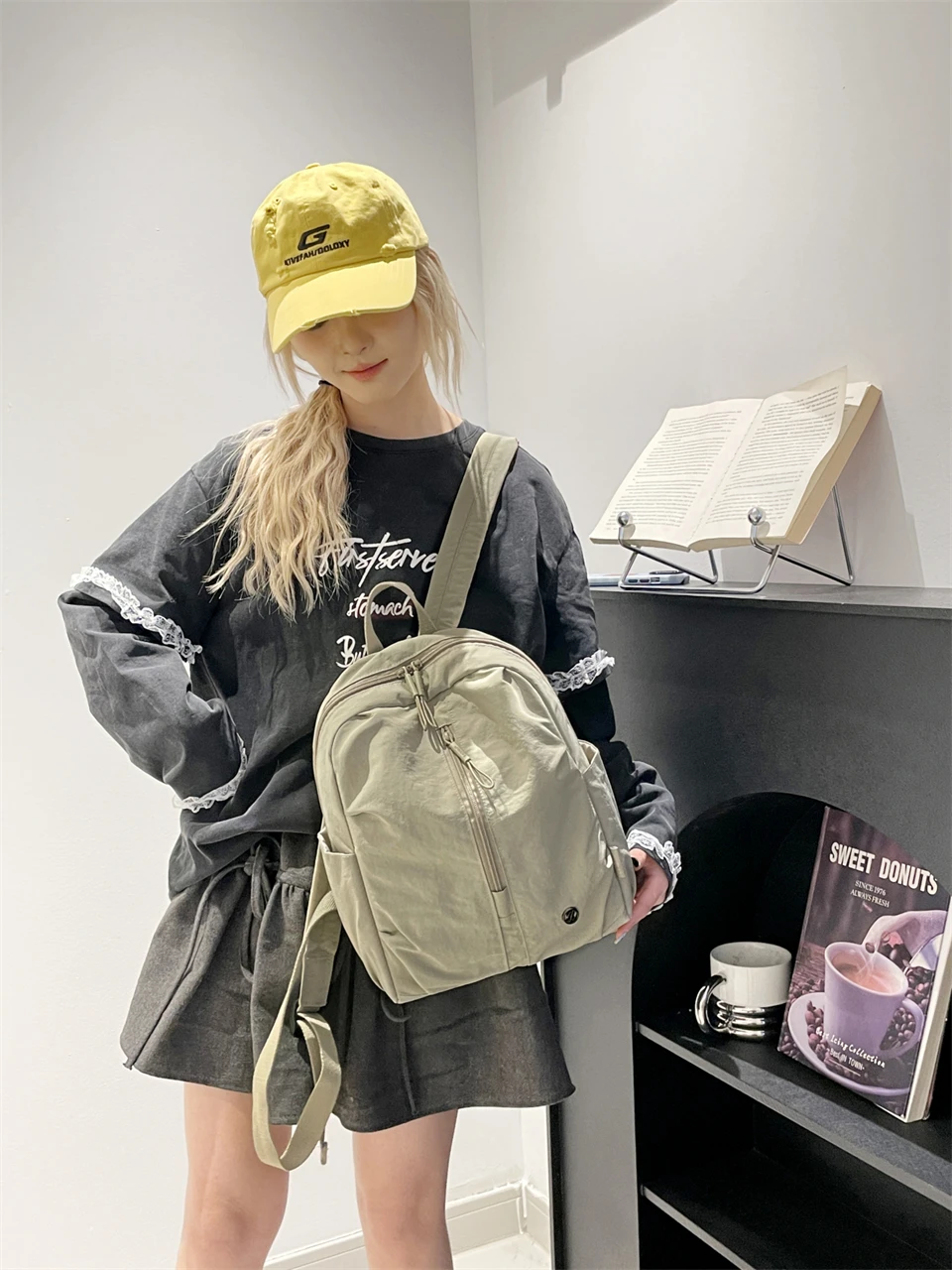 Fashion Backpacks Designer Waterproof Nylon Daypack Women Lightweight School Back Pack Ladies Large Capacity Travel Rucksack Fashion Backpacks Designer Waterproof Nylon Daypack Women Lightweight School Back Pack Ladies Large Capacity Travel Rucksack