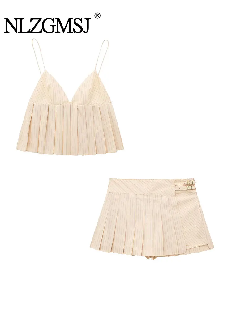 Nlzgmsj TRAF Woman 2 Pieces Sets Fashion fold Suspender top+ Double breasted Pleated skirt Suit 2023 Summer Outfit Set
Nlzgmsj TRAF Woman 2 Pieces Sets Fashion fold Suspender top+ Double breasted Pleated skirt Suit 2023 Summer Outfit Set