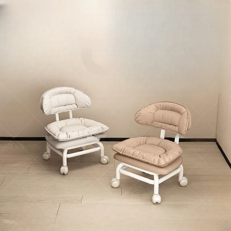 Cloud small stoo Household Backrest Universal Wheel Toddler Stool Lazy Wheel Shoe Changing Multifunctional Pulley Low Stool
Cloud small stoo Household Backrest Universal Wheel Toddler Stool Lazy Wheel Shoe Changing Multifunctional Pulley Low Stool