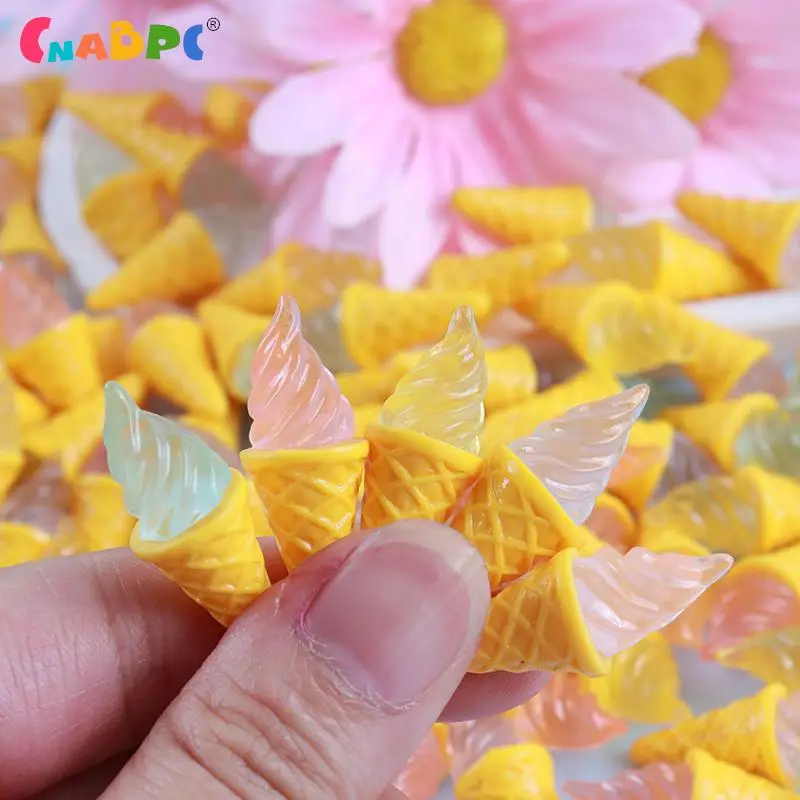 5Pcs Mini Luminous Ice Cream Ornament DIY Resin Accessories For Car Ornaments Dollhouse Micro Landscape Decorations
5Pcs Mini Luminous Ice Cream Ornament DIY Resin Accessories For Car Ornaments Dollhouse Micro Landscape Decorations