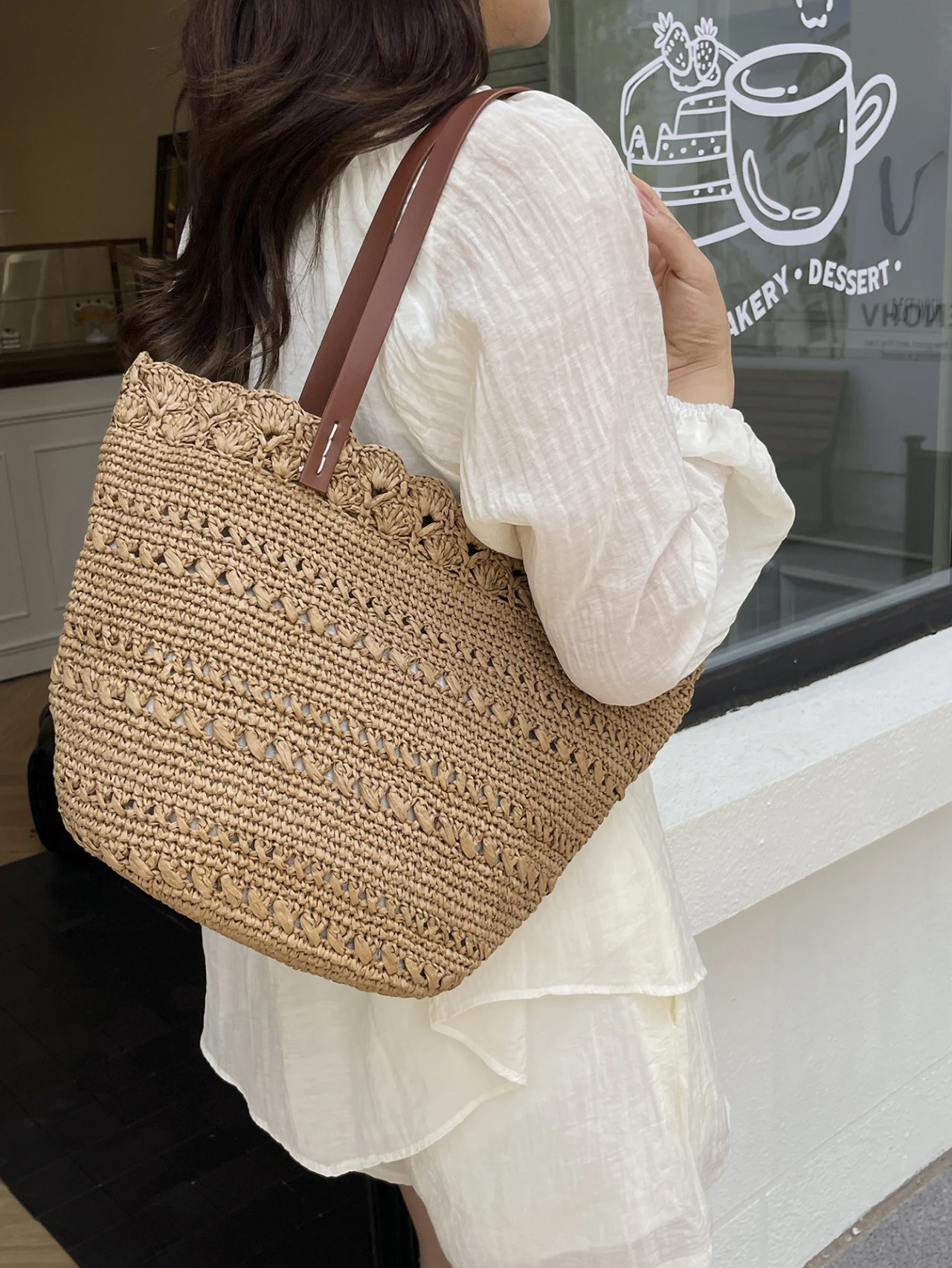 Hand-Woven Seaside Holiday Tote 6 Sb132644662e44d328ecaf17bc7396e5cr