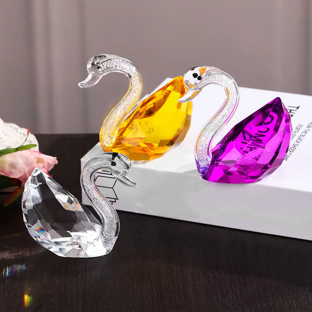 6 Colors Cute Swan Crystal Glass Figurine Collection Diamond Swan Animal Paperweight Table Ornament Birthady Wedding Decor Gifts
6 Colors Cute Swan Crystal Glass Figurine Collection Diamond Swan Animal Paperweight Table Ornament Birthady Wedding Decor Gifts