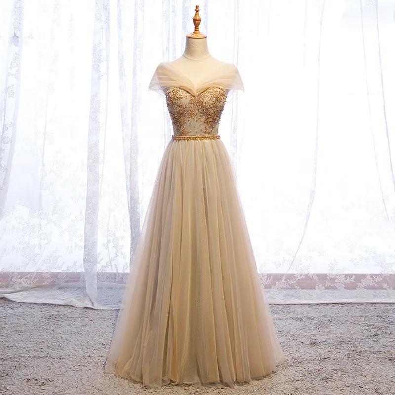 Elegant A Line Evening Dress Off Shoulder Tulle Wedding Party Gowns Appliques Princess Lace up Back Prom Dresses
Elegant A Line Evening Dress Off Shoulder Tulle Wedding Party Gowns Appliques Princess Lace up Back Prom Dresses
