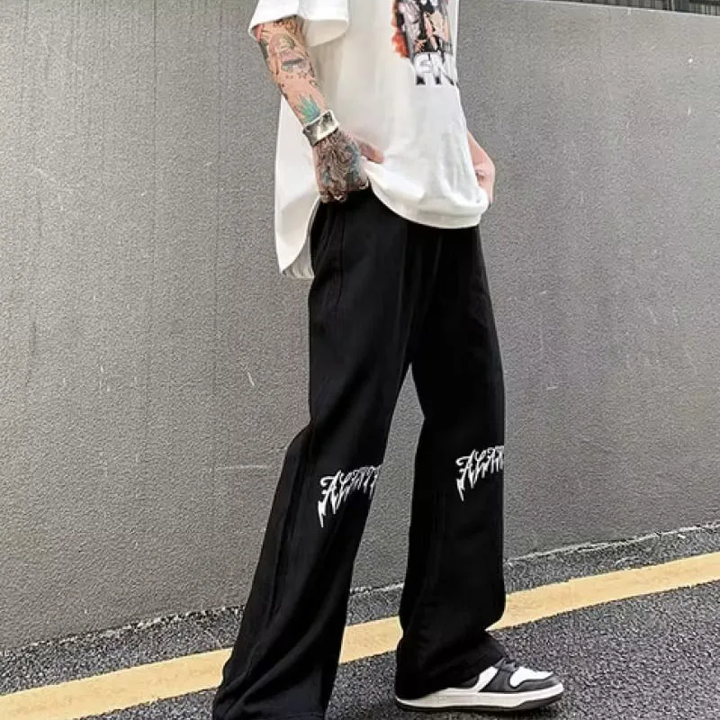 Летние легкие повседневные штаны для мужчин, новинка 2024, модные брендовые свободные прямые штаны, модные и универсальные штаны из ледяного шелка
Летние легкие повседневные штаны для мужчин, новинка 2024, модные брендовые свободные прямые штаны, модные и универсальные штаны из ледяного шелка