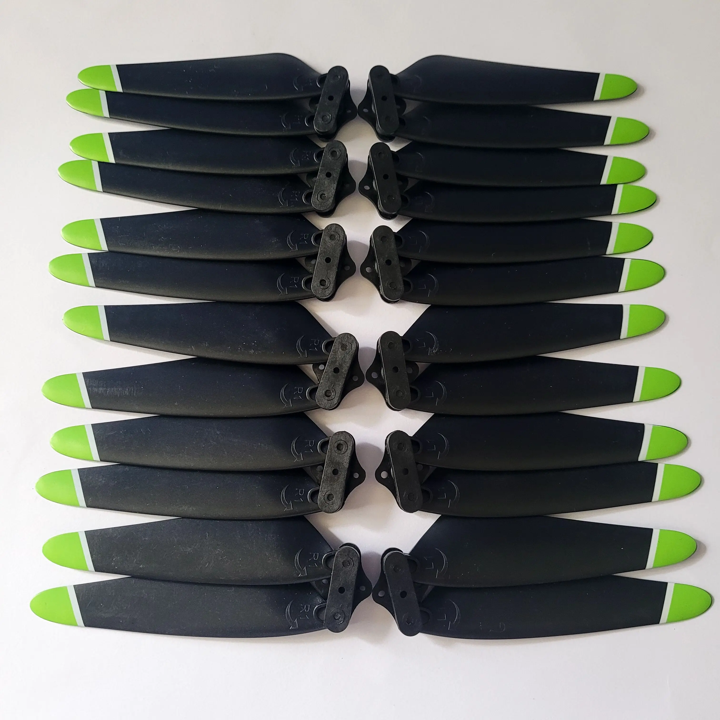 

Original JJRC X17 Spare Part X17 Propellers Maple Leaf Wing Blade X17-04 Part RC Drone Helicopter Rotor Accessory 4/8/12PCS