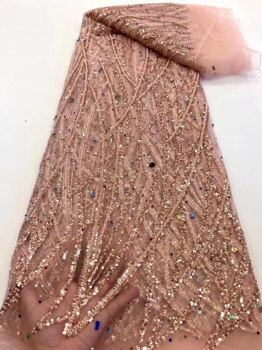 African Sequins Lace Fabric 2023 High Quality Embroidery Beaded Nigerian French Tulle Lace Material For Wedding Dress QF0831
African Sequins Lace Fabric 2023 High Quality Embroidery Beaded Nigerian French Tulle Lace Material For Wedding Dress QF0831