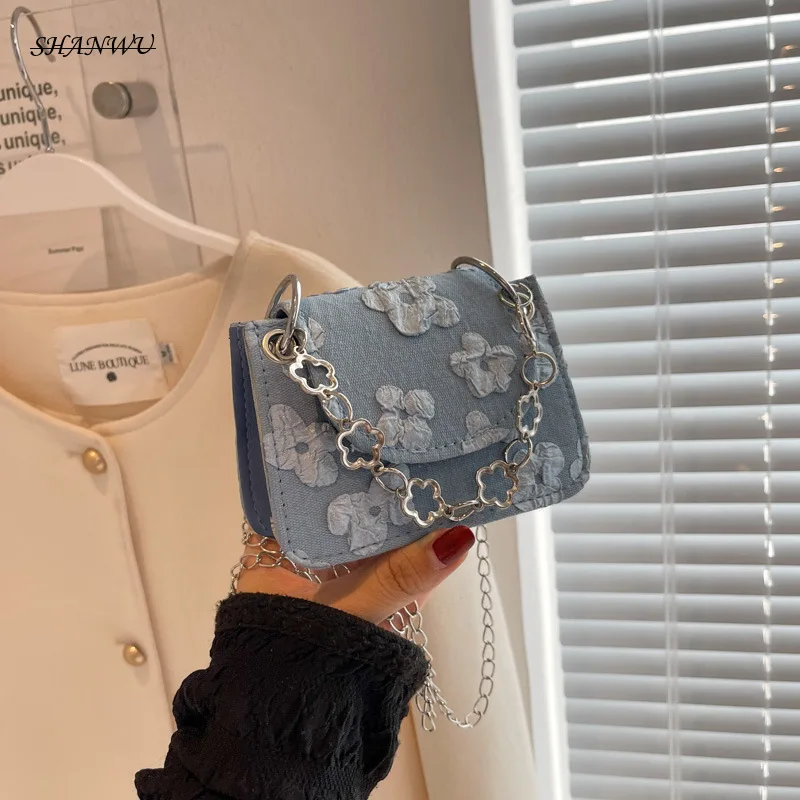Women's Tote Bag New Mini Fashion Chain Decoration Vintage Design Solid Color Simplicity Single Shoulder Crossbody Bag
Women's Tote Bag New Mini Fashion Chain Decoration Vintage Design Solid Color Simplicity Single Shoulder Crossbody Bag