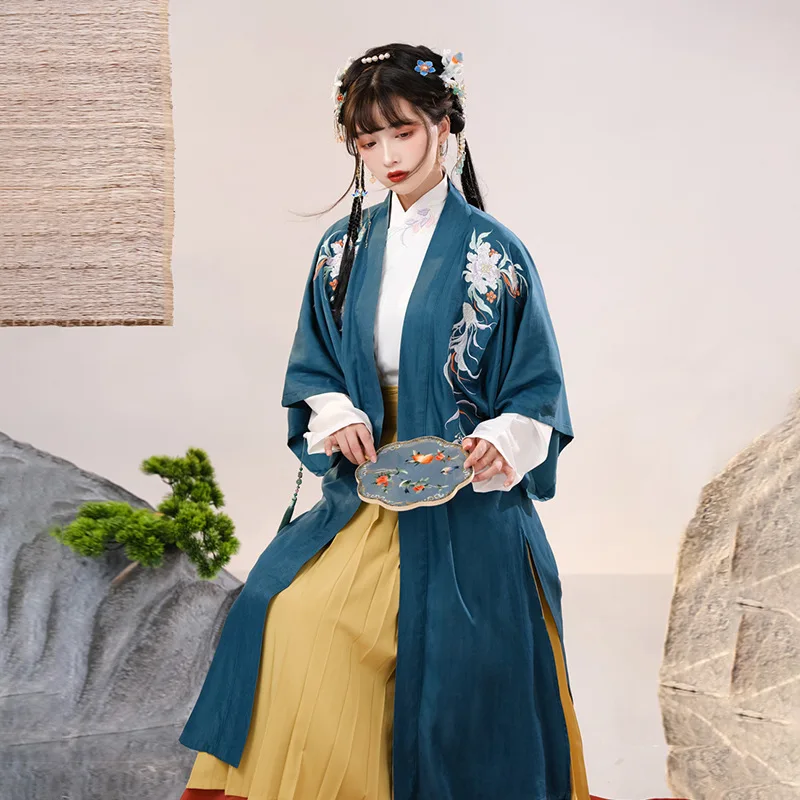 Hanfu Women's Dress Furong Moon Embroidered Jacket Skirt Other Shore Embroidered Red Horse Face Skirt Daily Style 
Hanfu Women's Dress Furong Moon Embroidered Jacket Skirt Other Shore Embroidered Red Horse Face Skirt Daily Style