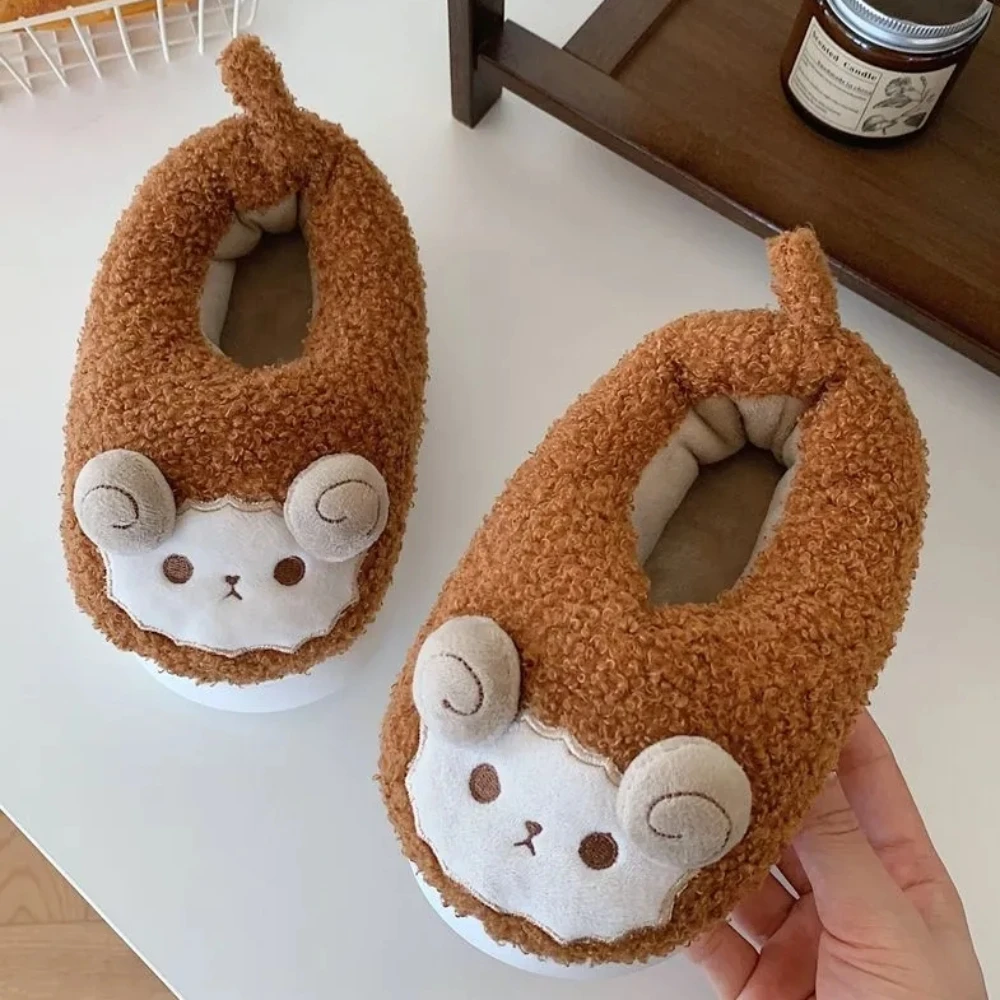 Cute Sheep Single Band Winter New Women Slipper Soft Heel Platform Fur Warm Indoor Comfortable Home Fluffy Home Slippers Shoes
Cute Sheep Single Band Winter New Women Slipper Soft Heel Platform Fur Warm Indoor Comfortable Home Fluffy Home Slippers Shoes
