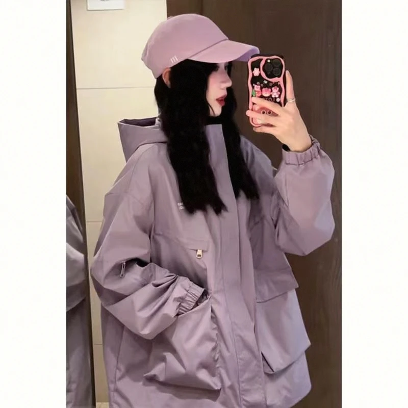 Retro Outdoor Hiking Jacket Hooded Zipper Windproof Warm Mountaineering Coat Women Casual Loose Fashion Windbreaker Autumn
Retro Outdoor Hiking Jacket Hooded Zipper Windproof Warm Mountaineering Coat Women Casual Loose Fashion Windbreaker Autumn