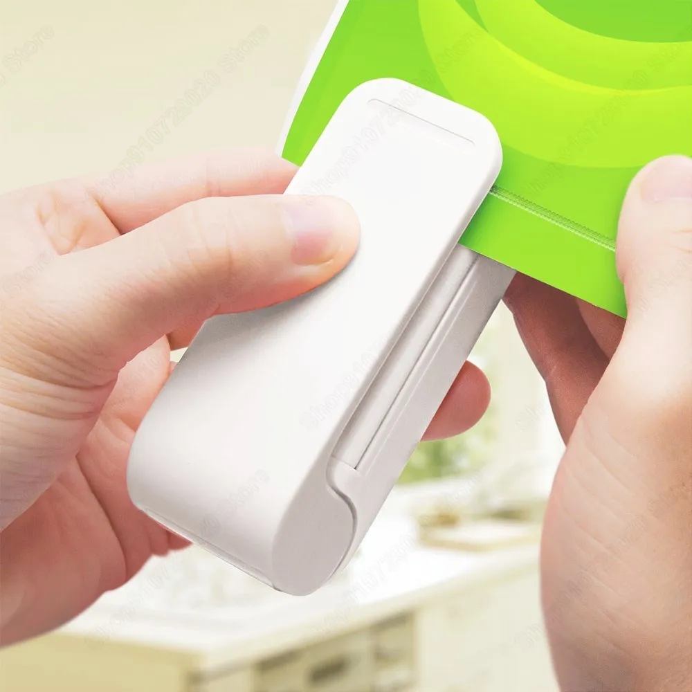 Mini Heat Bag Sealer Machine, Package Sealer Bags, Thermal Plastic Food Bag Closure, Portable Sealing Packing, Kitchen Accessori
Mini Heat Bag Sealer Machine, Package Sealer Bags, Thermal Plastic Food Bag Closure, Portable Sealing Packing, Kitchen Accessori
