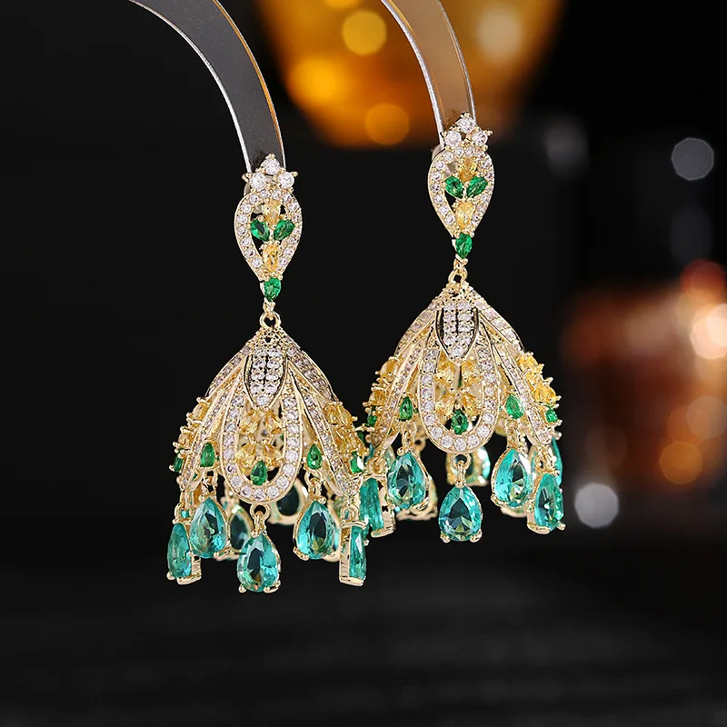 Brand Designer Fashion Statement Wind Chime Earrings Luxury Wedding Party Jewelry Gold Plated Cubic Zirconia Chandelier Dangle
Brand Designer Fashion Statement Wind Chime Earrings Luxury Wedding Party Jewelry Gold Plated Cubic Zirconia Chandelier Dangle