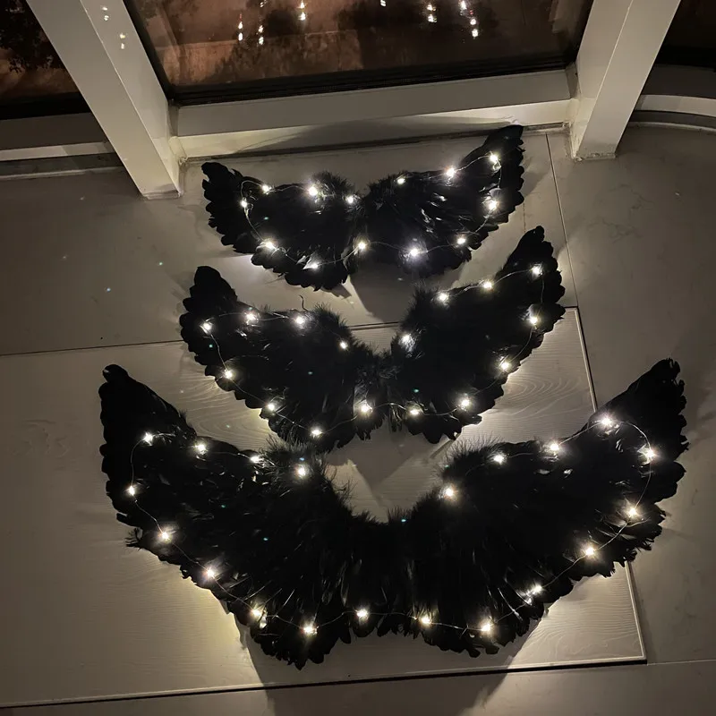 Angel Wings Black Luminous Feathers Demon Wings Adult Stage Runway Show Performance Props Halloween Children Back Decor Wing Toy
Angel Wings Black Luminous Feathers Demon Wings Adult Stage Runway Show Performance Props Halloween Children Back Decor Wing Toy