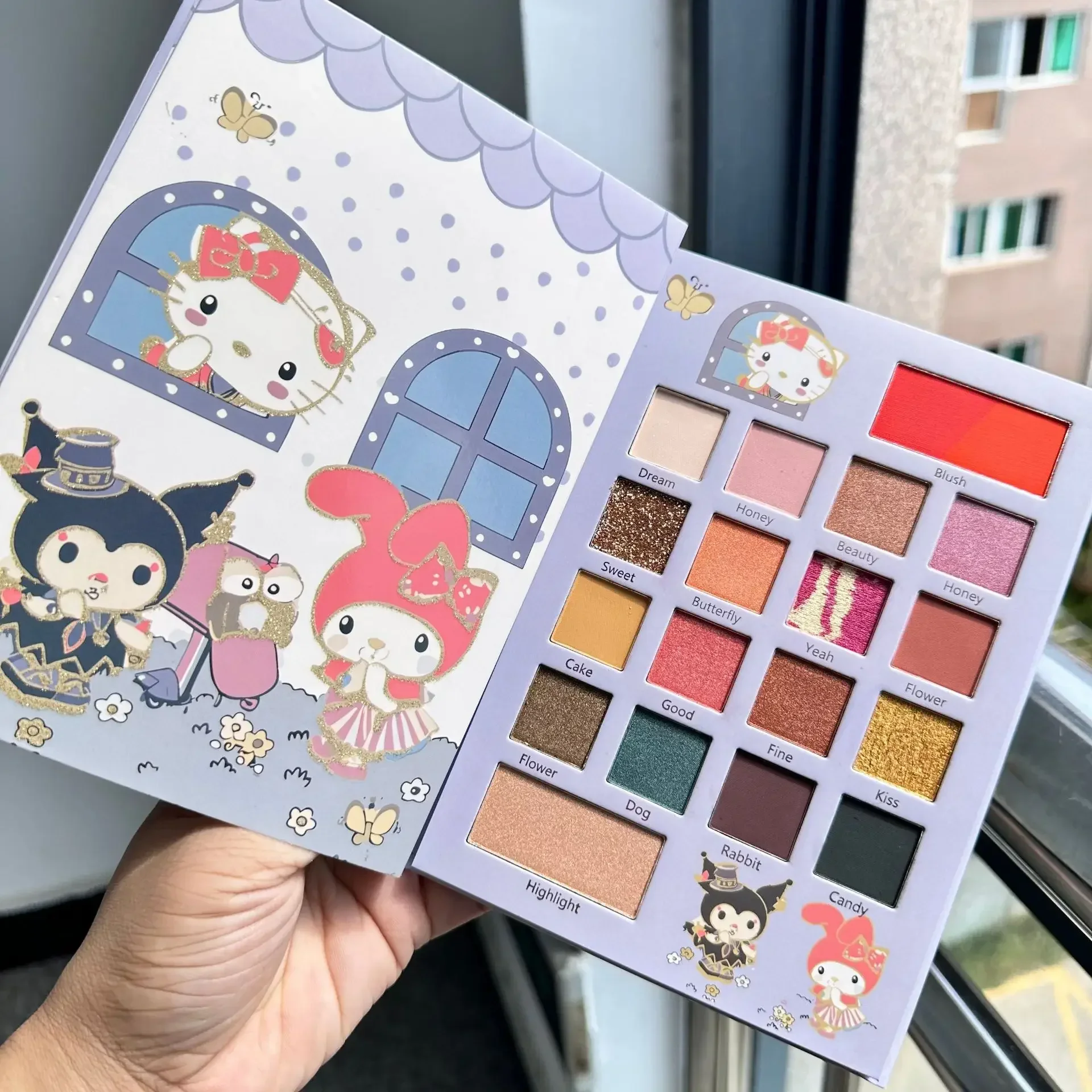 2023 Sanrioed Мультяшные 25 оттенков тени для век HelloKittys Melodys Kuromis макияжный набор блестящая матовая тонкая блестящая Палитра для век подарок для девушки
2023 Sanrioed Мультяшные 25 оттенков тени для век HelloKittys Melodys Kuromis макияжный набор блестящая матовая тонкая блестящая Палитра для век подарок для девушки