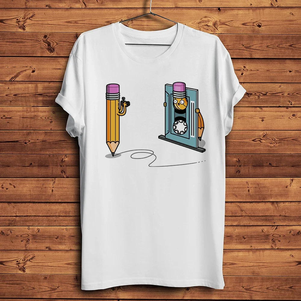 Men Homme Short Sleeve Tee Shirt Unisex Streetwear Summer Short-sleev 80s Cassette Tape and Pencil Funny Print Vintage Tshirt
Men Homme Short Sleeve Tee Shirt Unisex Streetwear Summer Short-sleev 80s Cassette Tape and Pencil Funny Print Vintage Tshirt