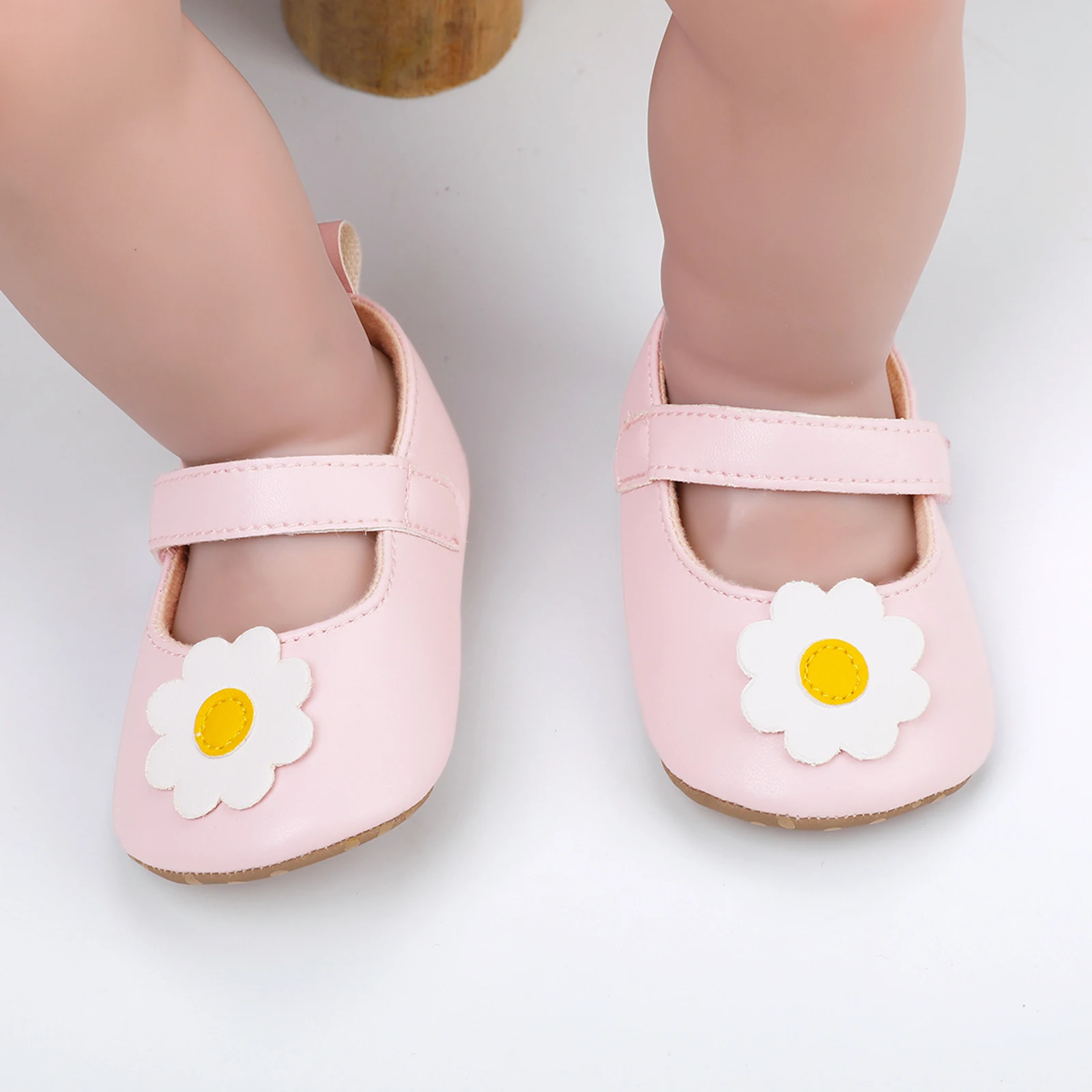 Baby Girls Premium PU Flats Infant Flower Decor First Walker Crib Shoes for Party, Festival, Baby Shower
Baby Girls Premium PU Flats Infant Flower Decor First Walker Crib Shoes for Party, Festival, Baby Shower