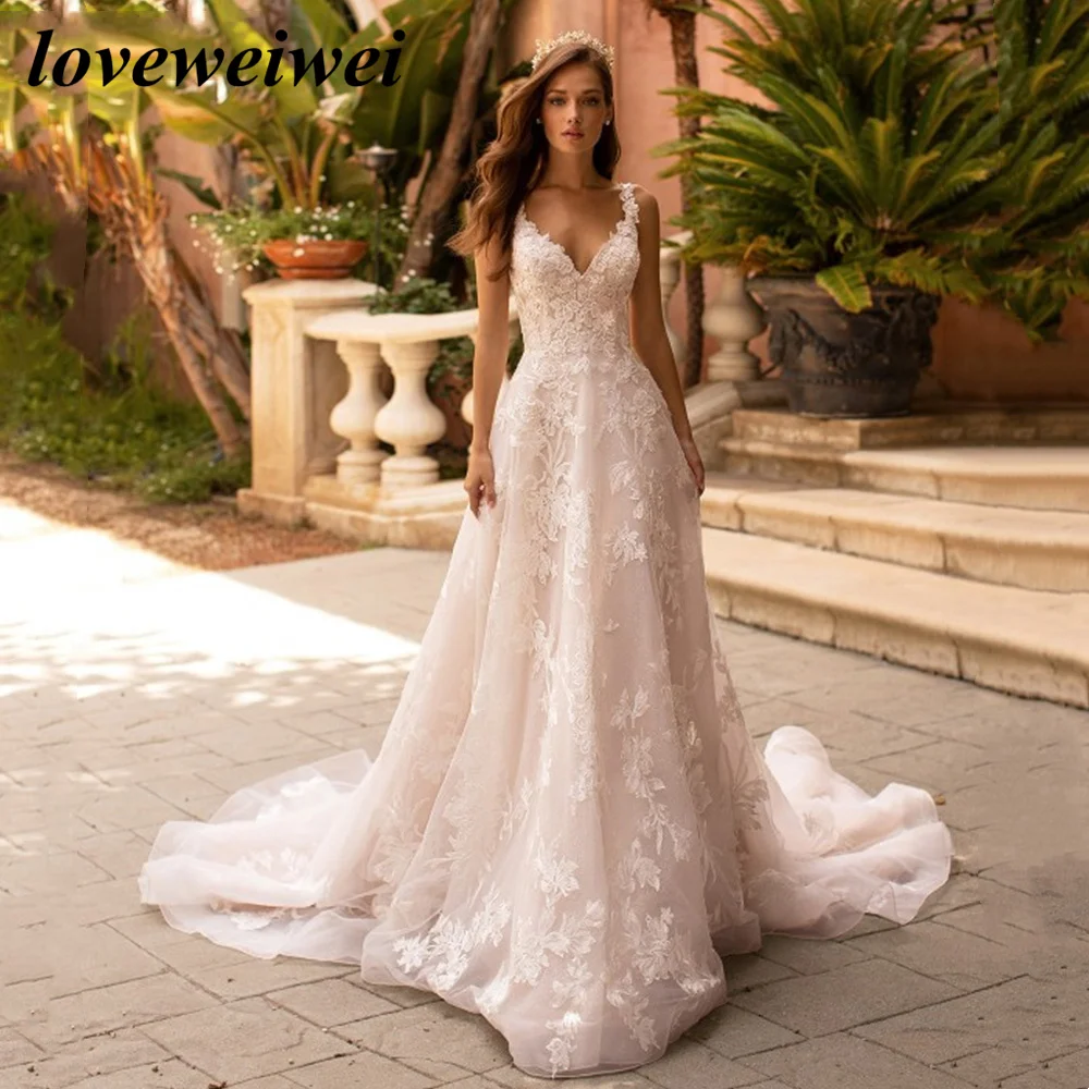 Shimmering Wedding Dress With Lace Straps A-line V Neck Backless Appliques Bridal Wedding Gown Vestido De Novia Robe De Mariée
Shimmering Wedding Dress With Lace Straps A-line V Neck Backless Appliques Bridal Wedding Gown Vestido De Novia Robe De Mariée