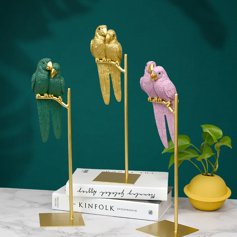 European Style Parrot Living Room TV Cabinet Decoration Resin With Copper Home Accessories Porch Handicraft Decoration
European Style Parrot Living Room TV Cabinet Decoration Resin With Copper Home Accessories Porch Handicraft Decoration