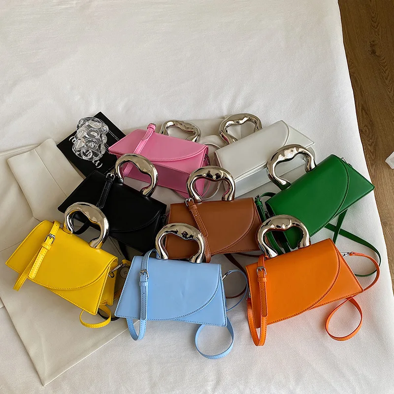 New Luxury Brand Trapezoid Designer Women Lady Shoulder Bag Woman Shaped Handle Tote Handbag Satchel Crossbody Girl Dinner Bag
New Luxury Brand Trapezoid Designer Women Lady Shoulder Bag Woman Shaped Handle Tote Handbag Satchel Crossbody Girl Dinner Bag