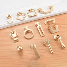 Vintage Gold Handle Cabinet Pulls Zinc Alloy European Furniture Handle Kitchen Cupboard Handle Drawer Knobs Hardware
Vintage Gold Handle Cabinet Pulls Zinc Alloy European Furniture Handle Kitchen Cupboard Handle Drawer Knobs Hardware