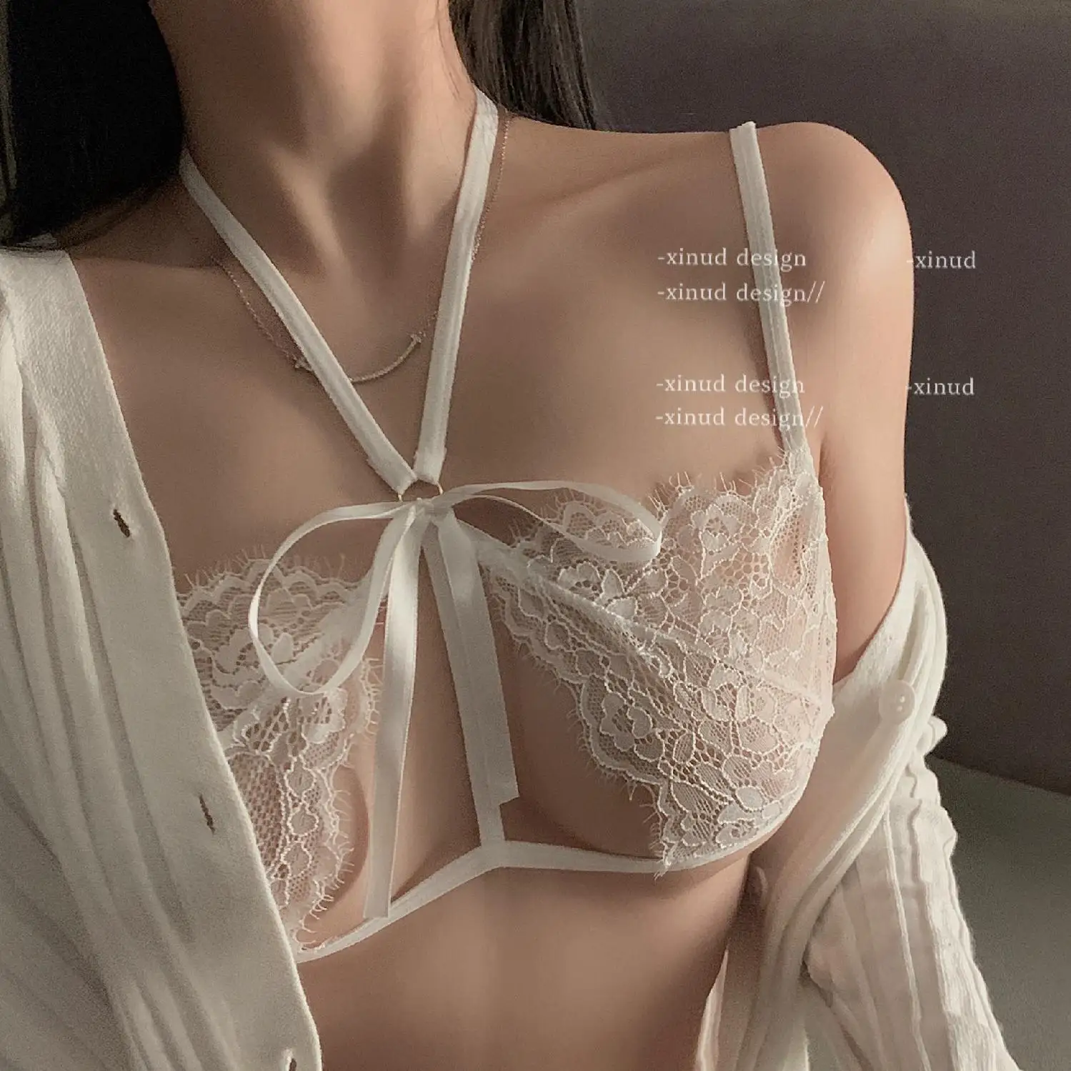 New White Sexy Transparent Thin Underwear Women's Lace lingerie set Mesh Sentiment Hanging Neck Strap Bra Sets Bow cute style
New White Sexy Transparent Thin Underwear Women's Lace lingerie set Mesh Sentiment Hanging Neck Strap Bra Sets Bow cute style