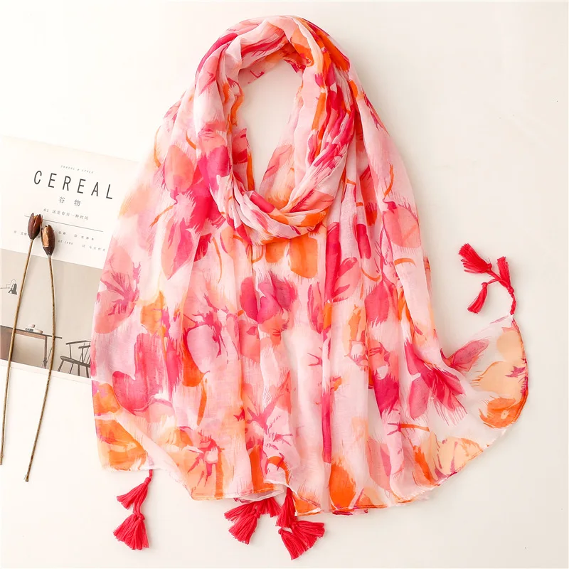 

2023 New Beautiful Ombre Flower Pattern Tassel Scarf Shawls Soft Long Floral Foulard Head Wrap Hijab Scarves Free Shipping