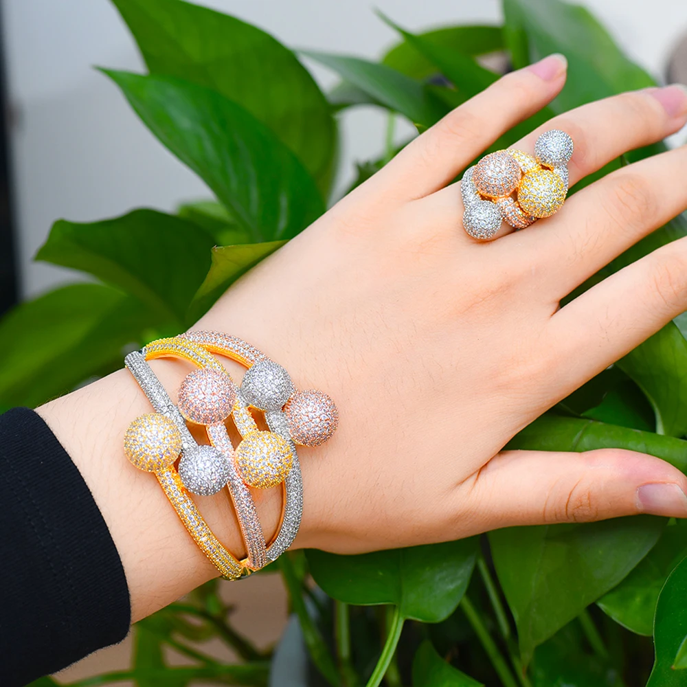 GODKI New Gorgeous Luxury Wide Bangle Ring Jewelry Set Ball New Fantastic Noble Bridal Wedding Engagement Jewelry High Quality
GODKI New Gorgeous Luxury Wide Bangle Ring Jewelry Set Ball New Fantastic Noble Bridal Wedding Engagement Jewelry High Quality