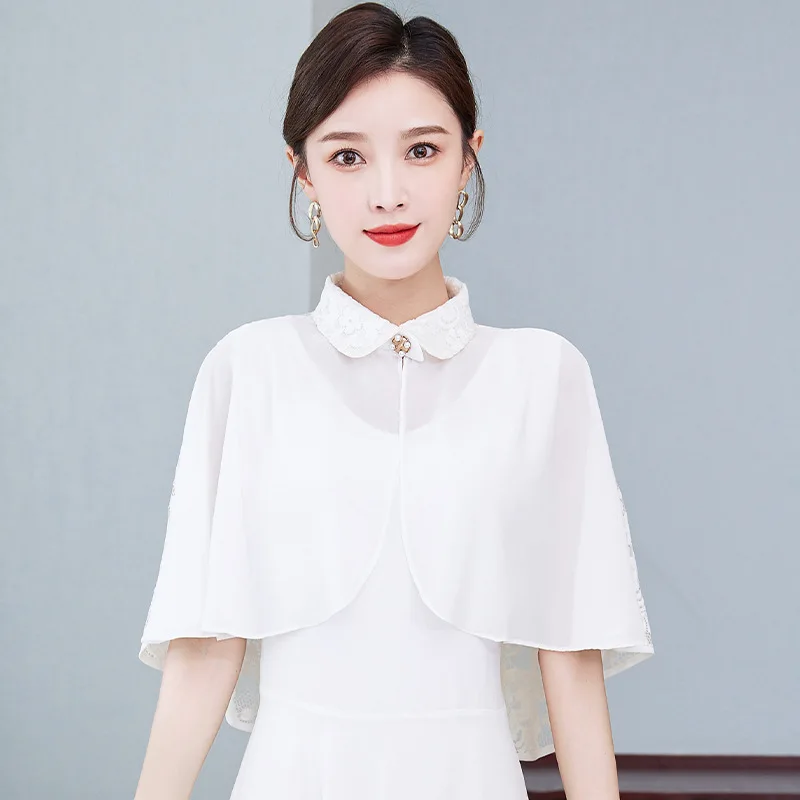 2023 Spring Summer Hollow Lace Sunscreen Women Chinese Retro Fashion Shawl Leisure Capes Poncho Lady Cloaks White
2023 Spring Summer Hollow Lace Sunscreen Women Chinese Retro Fashion Shawl Leisure Capes Poncho Lady Cloaks White