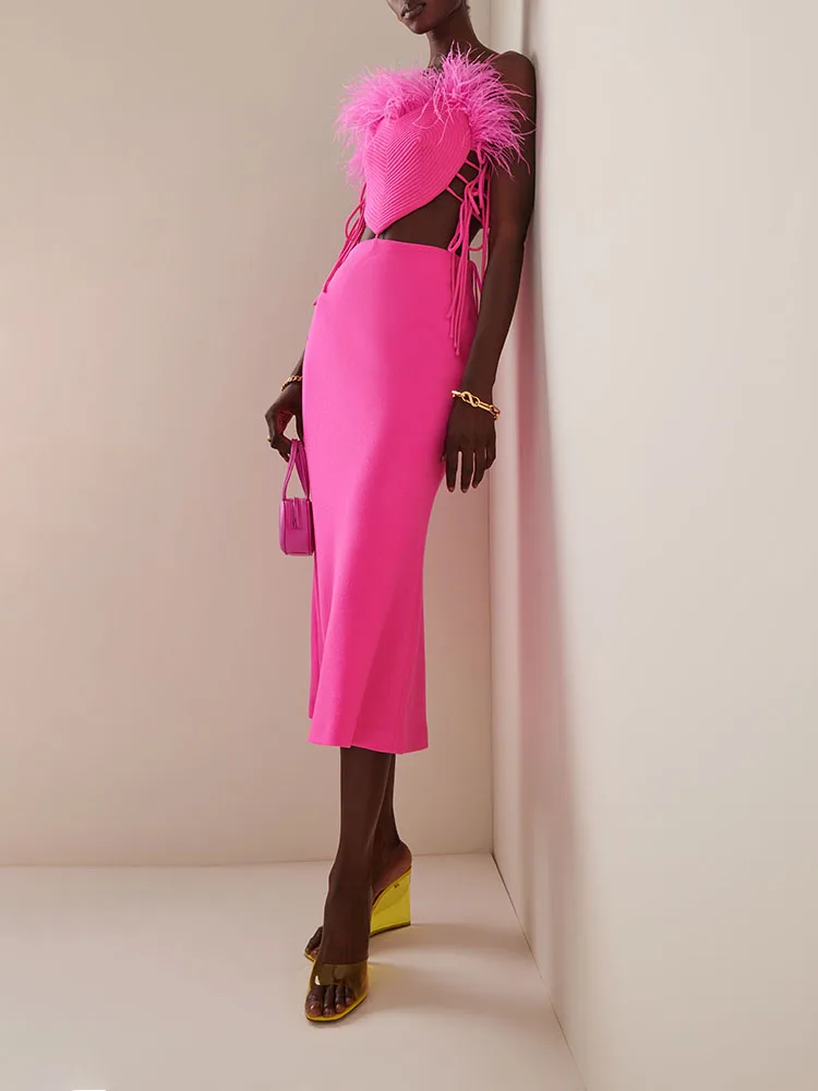 New Fashion Rose Red Feather Edge Sexy Off Shoulder Sleeveless Midi Bandage Dress Women Elegant Luxury Celebrity Party Club Prom
New Fashion Rose Red Feather Edge Sexy Off Shoulder Sleeveless Midi Bandage Dress Women Elegant Luxury Celebrity Party Club Prom