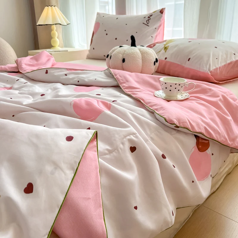 Summer Quilt Floral Style Duvets Single/Queen Size Comforter Thin Duvets Skin-friendly Bedspread edredones (No Pillowcase) Summer Quilt Floral Style Duvets Single/Queen Size Comforter Thin Duvets Skin-friendly Bedspread edredones (No Pillowcase)