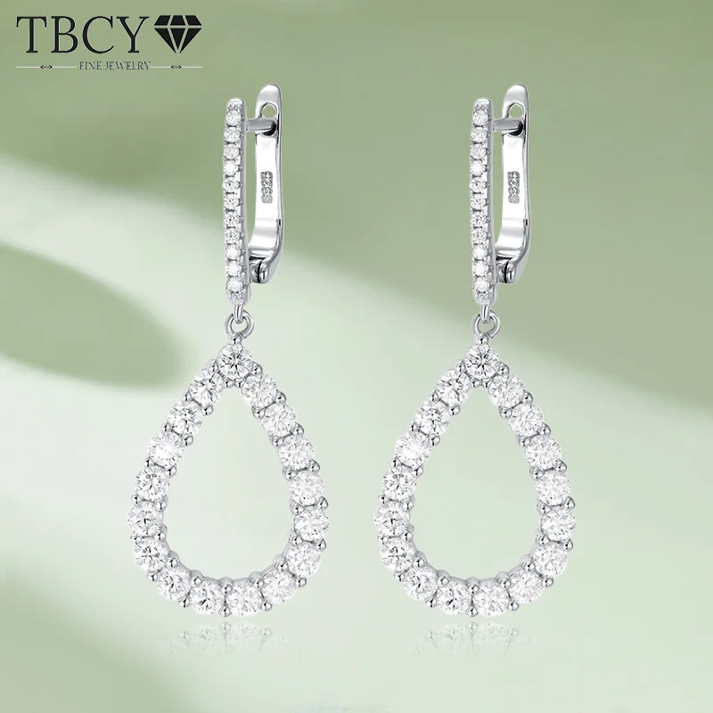 TBCYD D Color VVS1 Teardrop Moissanite Drop Earrings S925 Silver Lab Diamond Dangle Hanging Earrings Party Fine Jewelry Gifts 
TBCYD D Color VVS1 Teardrop Moissanite Drop Earrings S925 Silver Lab Diamond Dangle Hanging Earrings Party Fine Jewelry Gifts
