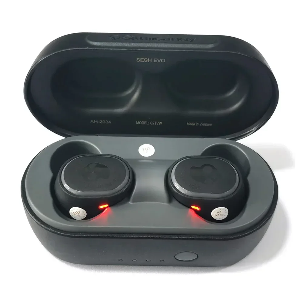 Skullcandy Sesh and Sesh Evo True Wireless Bluetooth Earphone Sport Earbuds Noise Cancelling Headphone (Renewed).
Skullcandy Sesh and Sesh Evo True Wireless Bluetooth Earphone Sport Earbuds Noise Cancelling Headphone (Renewed).