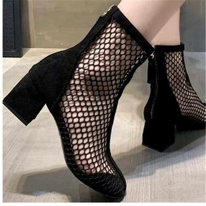 2023 New Air Mesh Net Bling Women Shoes Summer Ankle Boots Thin High Heels Sexy Sandal Chelsea Boots Female
2023 New Air Mesh Net Bling Women Shoes Summer Ankle Boots Thin High Heels Sexy Sandal Chelsea Boots Female