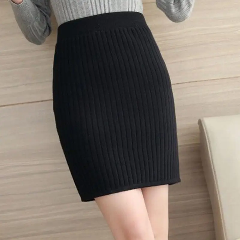 Women's Knitted Above Knee-length Skirt Fall Winter High Waist Elastic Knitted Bodycon Skirt Ladies Pencil Skirt Straight T439
Women's Knitted Above Knee-length Skirt Fall Winter High Waist Elastic Knitted Bodycon Skirt Ladies Pencil Skirt Straight T439