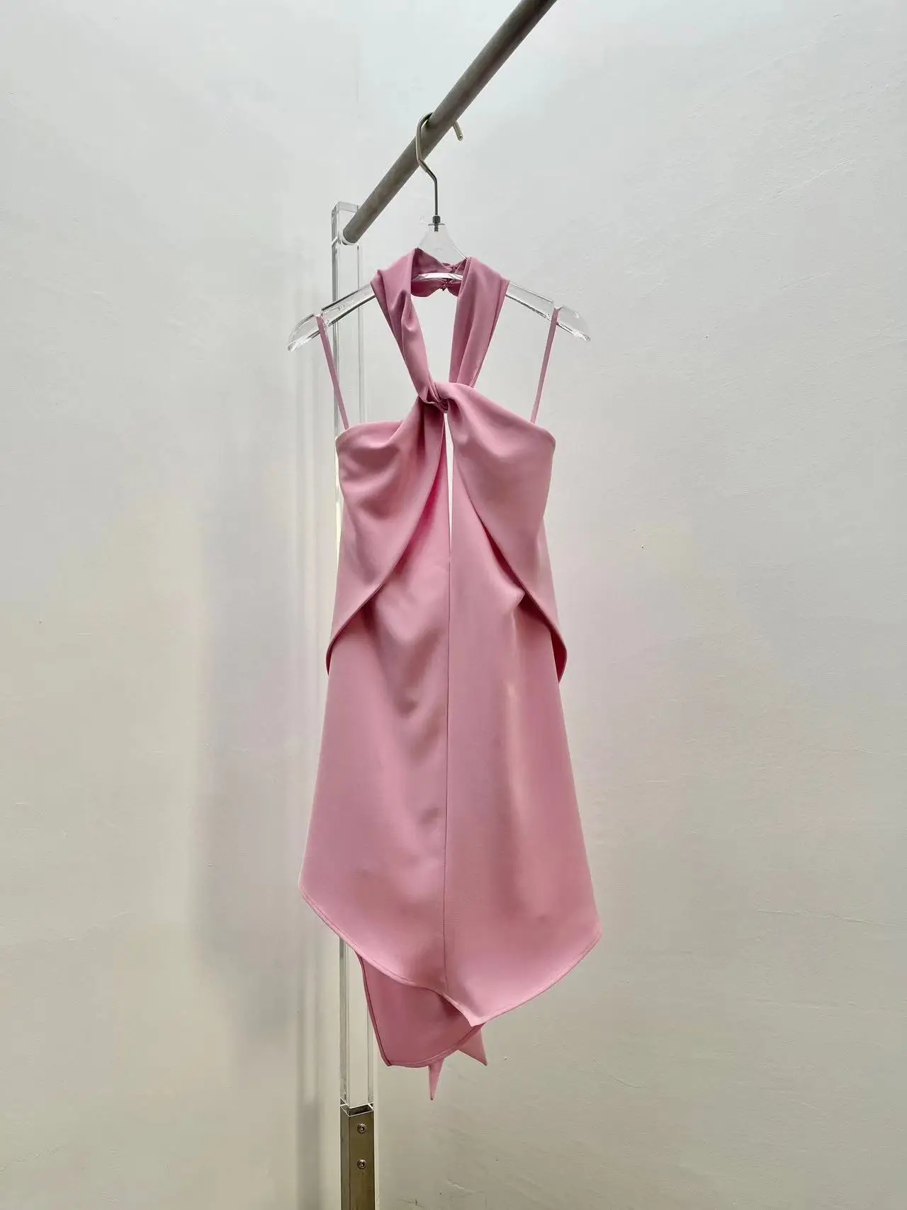 Fyion High Quality 2023 Summer Women Fashion Runway Sexy Holiday Mini Solid Dress Sexy Ladies Slim Hot Sale Dresses
Fyion High Quality 2023 Summer Women Fashion Runway Sexy Holiday Mini Solid Dress Sexy Ladies Slim Hot Sale Dresses