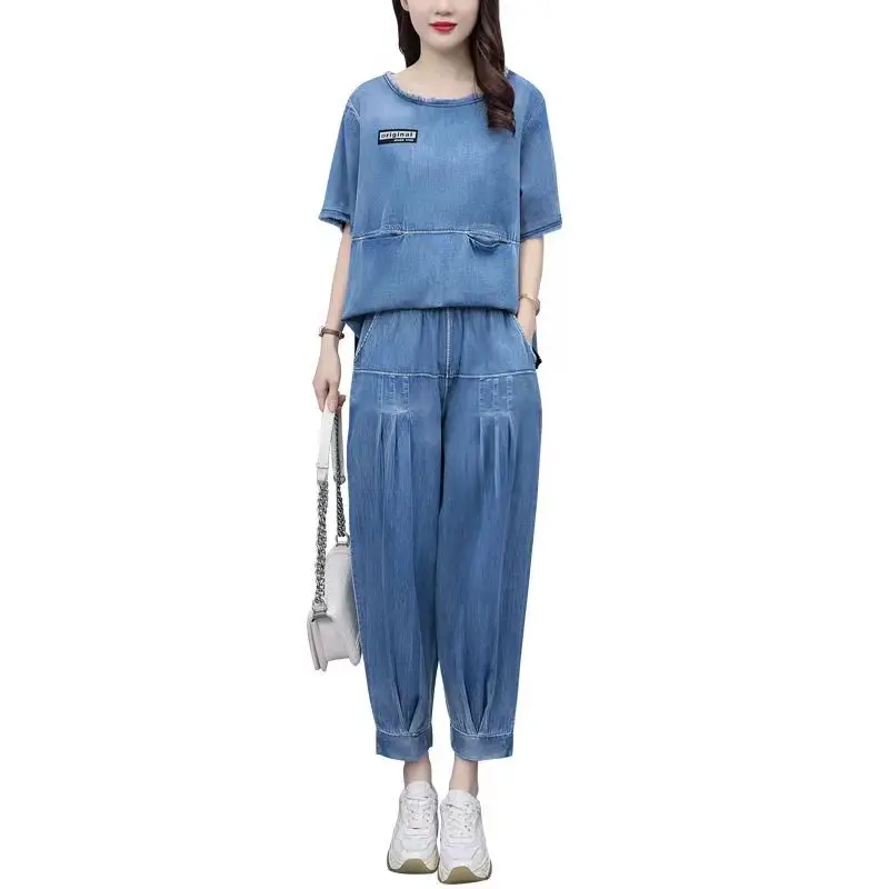 2023 New arrivals soft denim 2pcs suit for women light blue comfortable two piece suit lady
2023 New arrivals soft denim 2pcs suit for women light blue comfortable two piece suit lady